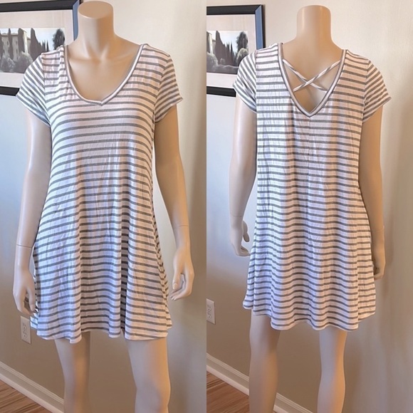 Trixxi Striped Short Sleeve Dress/Tunic D/A101/ - Picture 3 of 7